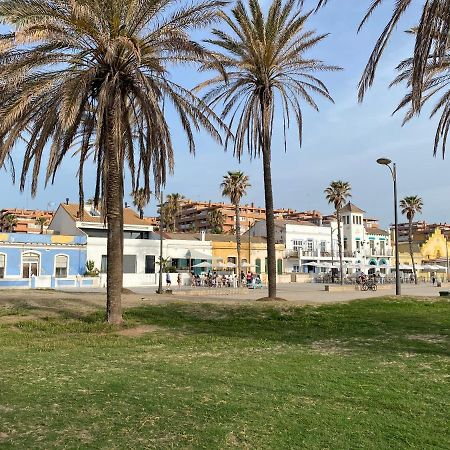 Alojamiento En Primera Linea De Playa Con Wifi Apartment Valencia Exterior photo